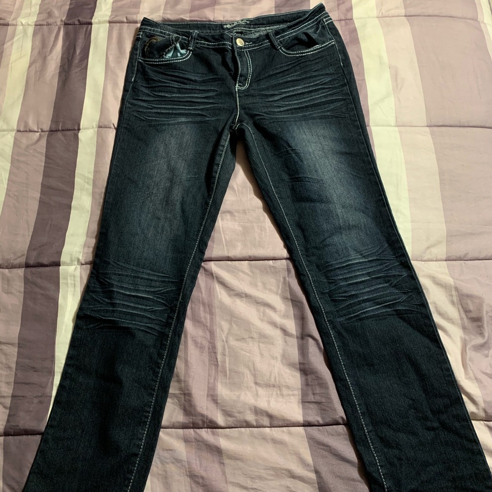 Young women’s straight leg jeans